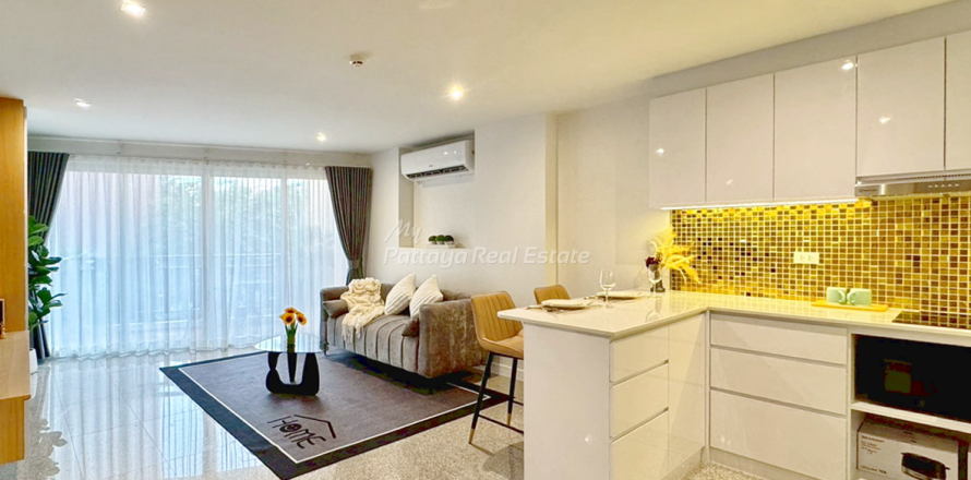 Condominio de 2 dormitorios en Bang Lamung, Tailandia № 146541