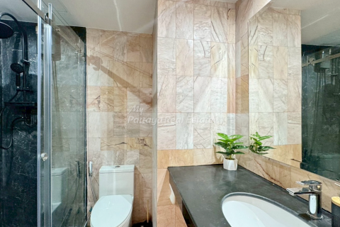 Condominio de 2 dormitorios en Bang Lamung, Tailandia № 146541 - foto 6