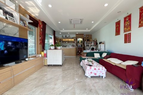 Casa de 3 dormitorios en Chiang Mai, Tailandia № 116839 - foto 2
