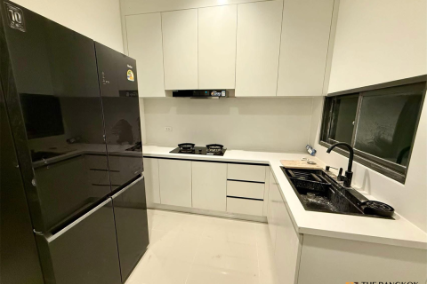 Haus in Bangkok, Thailand 4 Schlafzimmer № 190326 - Foto 9