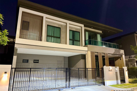 Haus in Bangkok, Thailand 4 Schlafzimmer № 190326