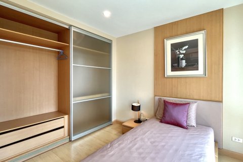 Eigentumswohnung in Watthana, Bangkok, Thailand, 2 Schlafzimmer  № 201065 - Foto 15