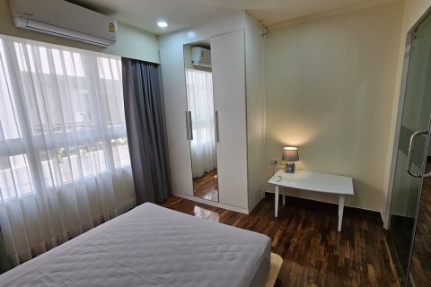 Eigentumswohnung in Watthana, Bangkok, Thailand, 2 Schlafzimmer  № 201070 - Foto 14