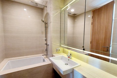 Кондоминиум с 2 спальнями в Ваттхане, Бангкок, Таиланд № 201069 - фото 11