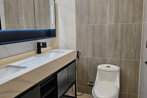 Condominio de 2 dormitorios en Pattaya, Tailandia № 170611 - foto 16