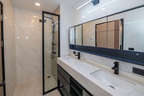 Condominio de 2 dormitorios en Pattaya, Tailandia № 170611 - foto 14