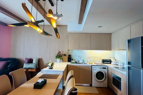 Condominio de 2 dormitorios en Pattaya, Tailandia № 170788 - foto 2