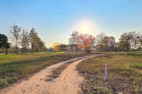 Terreno en Chonburi, Tailandia № 180301 - foto 6