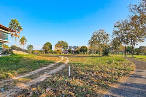 Terreno en Chonburi, Tailandia № 180301 - foto 3