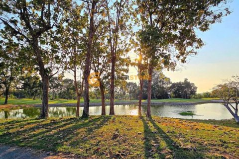 Terreno en Chonburi, Tailandia № 180301 - foto 5