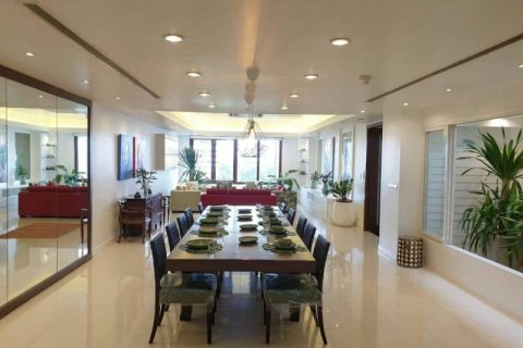 Ático de 5 dormitorios en Watthana, Bangkok, Tailandia № 133767 - foto 3