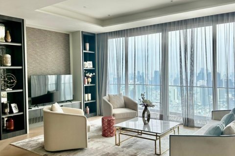 Condominio de 6 dormitorios en Khlong San, Bangkok, Tailandia № 133771 - foto 1