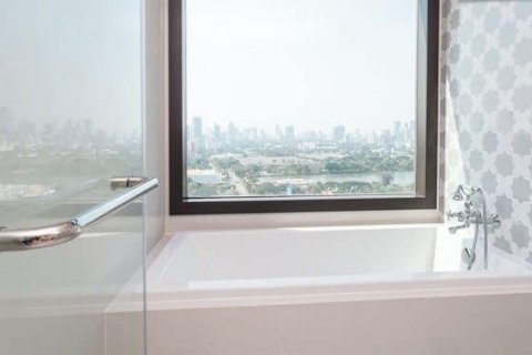 Condominio de 3 dormitorios en Khlong Toei, Bangkok, Tailandia № 133770 - foto 3