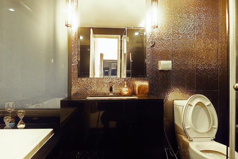 Condominio de 2 dormitorios en Bangkok, Tailandia № 133768 - foto 12