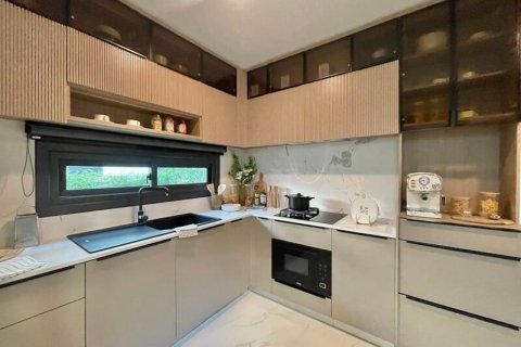 Casa de 4 dormitorios en Pattaya, Tailandia № 74381 - foto 9