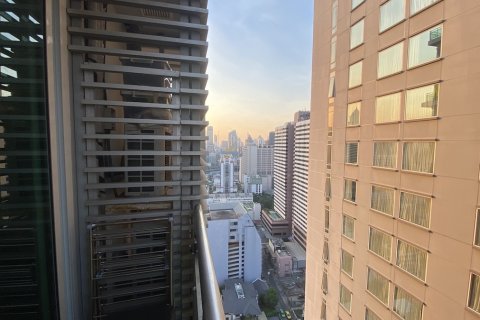 Condo à Khlong Toei, Bangkok, Thaïlande, 1 chambre № 200909 - photo 2