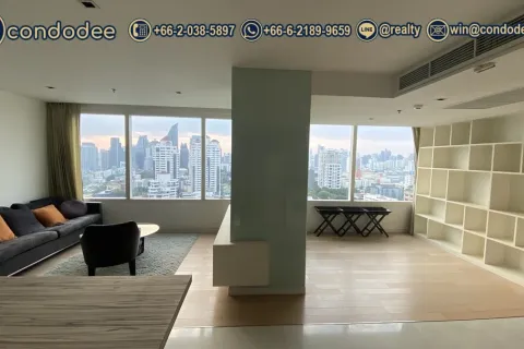 Condominio de 2 dormitorios en Watthana, Bangkok, Tailandia № 200910 - foto 4