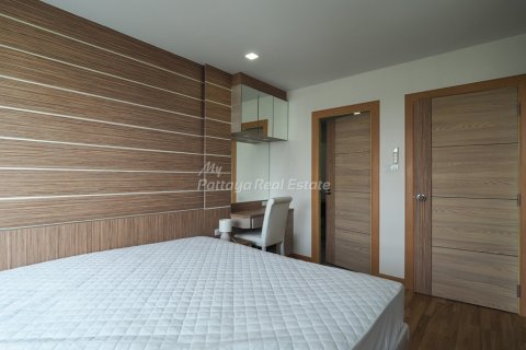 Condominio de 2 dormitorios en Jomtien Beach, Pattaya, Tailandia № 68121 - foto 15