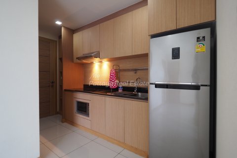 Condominio de 2 dormitorios en Jomtien Beach, Pattaya, Tailandia № 68121 - foto 8