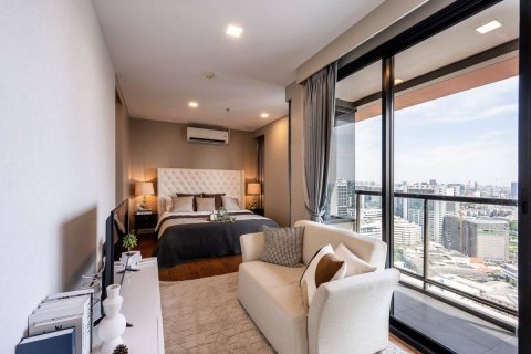 Ático de 3 dormitorios en Bangkok, Tailandia № 180576 - foto 12