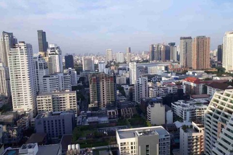 Condominio de 1 dormitorio en Bangkok, Tailandia № 208736 - foto 3