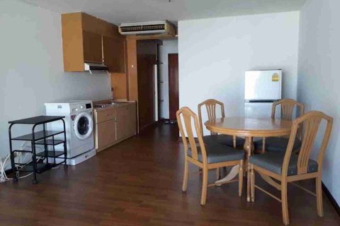 Condo in Bangkok, Thailand, 1 bedroom  № 208736