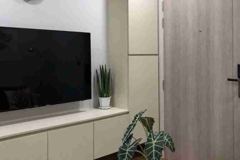 Condominio de 1 dormitorio en Bangkok, Tailandia № 208739 - foto 8