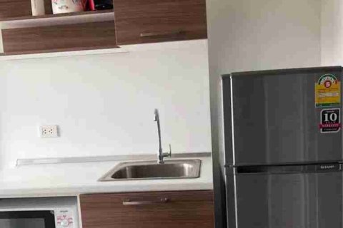 Condominio de 1 dormitorio en Bangkok, Tailandia № 208737 - foto 7