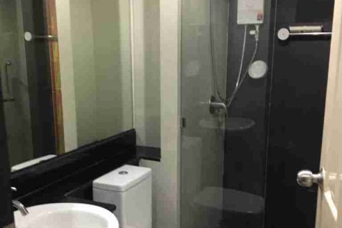 Condominio de 1 dormitorio en Bangkok, Tailandia № 208734 - foto 8