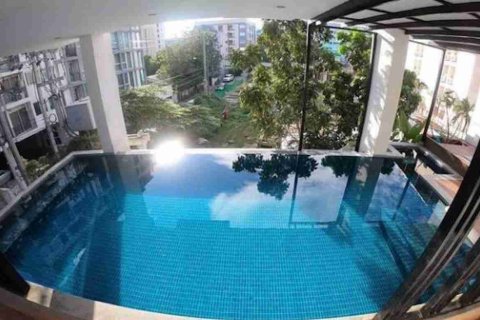 Condominio de 1 dormitorio en Bangkok, Tailandia № 208734 - foto 2