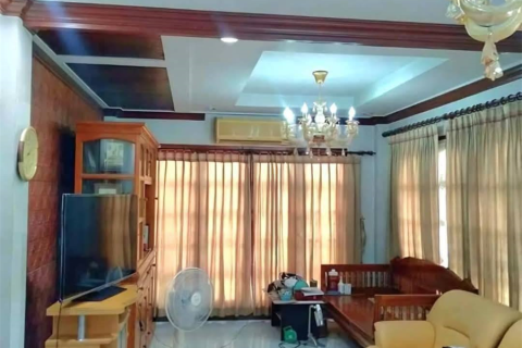 Casa de 4 dormitorios en Bangkok, Tailandia № 189446 - foto 10