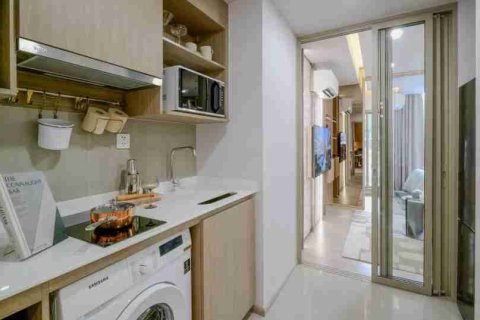 Condominio de 1 dormitorio en Thonburi, Bangkok, Tailandia № 184004 - foto 9