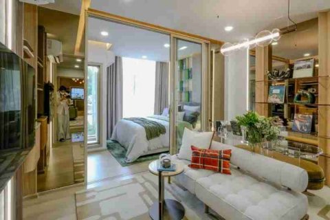 Condominio de 1 dormitorio en Thonburi, Bangkok, Tailandia № 184004 - foto 8