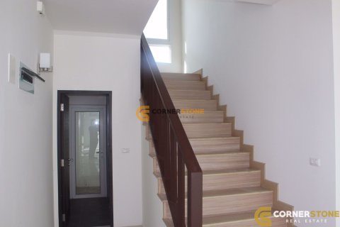 Estudio en Bang Lamung, Tailandia № 27159 - foto 11