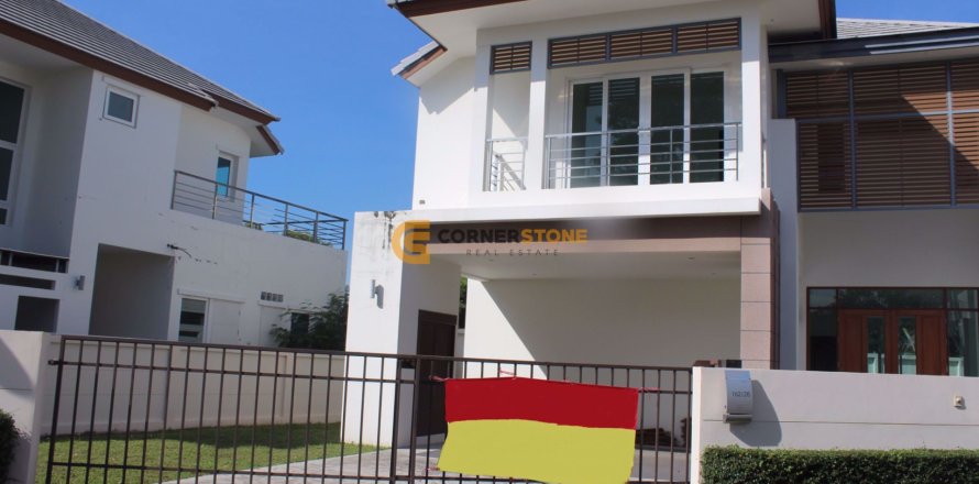 Estudio en Bang Lamung, Tailandia № 27159