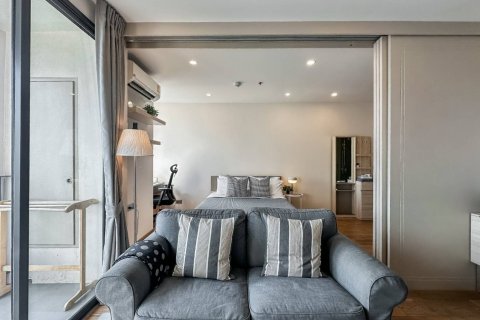 Condominio de 1 dormitorio en Bangkok, Tailandia № 143041 - foto 4