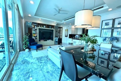 Condominio de 3 dormitorios en Bangkok, Tailandia № 143044 - foto 5