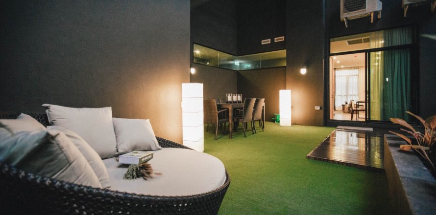 Condominio de 3 dormitorios en Bangkok, Tailandia № 143040
