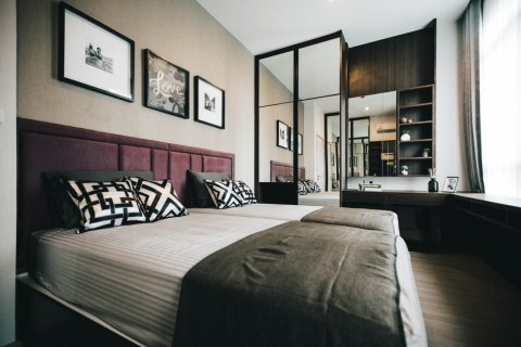 Condominio de 3 dormitorios en Bangkok, Tailandia № 143040 - foto 13