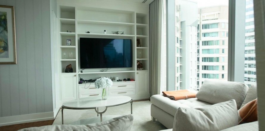 Condominio de 3 dormitorios en Sathon, Bangkok, Tailandia № 143042