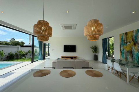 Chalet de 2 dormitorios en Surat Thani, Tailandia № 115127 - foto 7