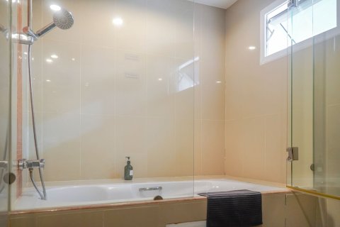 Apartamento de 3 habitaciones en Pattaya, Tailandia № 150936 - foto 13