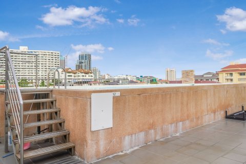 Apartamento de 3 habitaciones en Pattaya, Tailandia № 150936 - foto 19