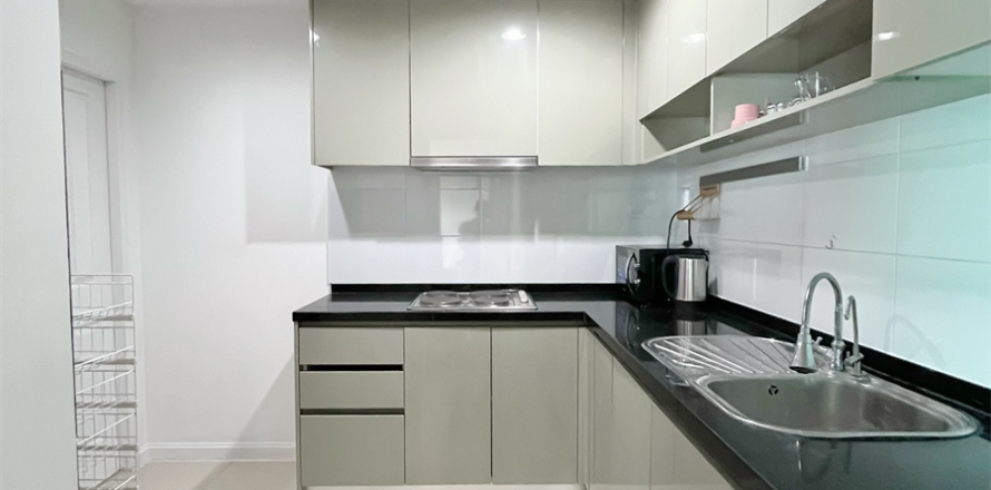 Condominio de 3 dormitorios en Bangkok, Tailandia № 184748