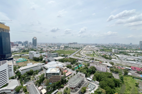 Condominio de 3 dormitorios en Bangkok, Tailandia № 184748 - foto 3
