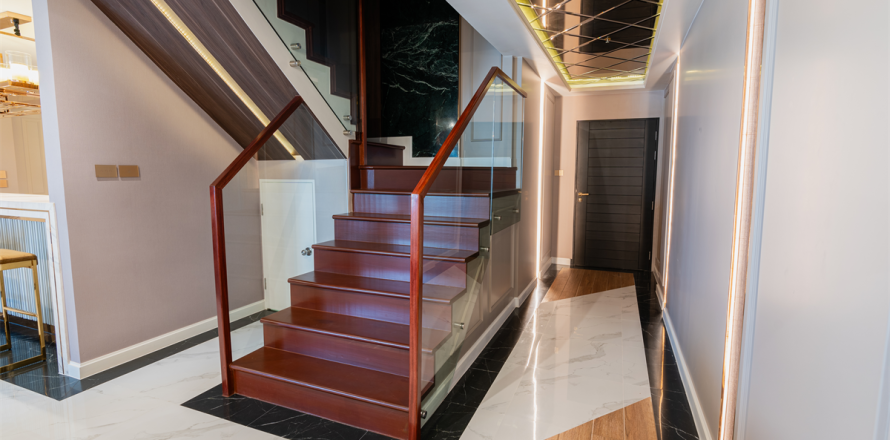 Condominio de 3 dormitorios en Bangkok, Tailandia № 184747