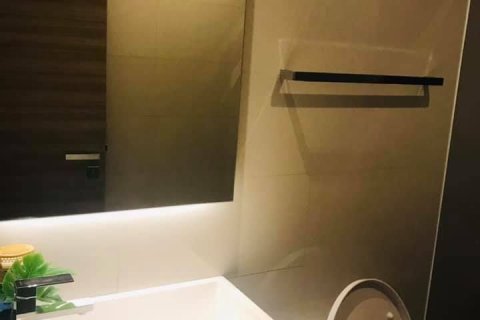 Condominio de 2 dormitorios en Bang Rak, Bangkok, Tailandia № 161172 - foto 5