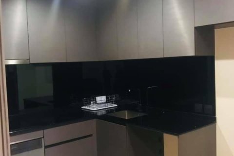Condominio de 2 dormitorios en Bang Rak, Bangkok, Tailandia № 161172 - foto 4