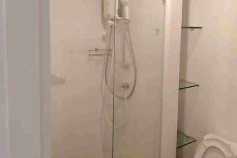 Condominio de 1 dormitorio en Phaya Thai, Bangkok, Tailandia № 208770 - foto 10