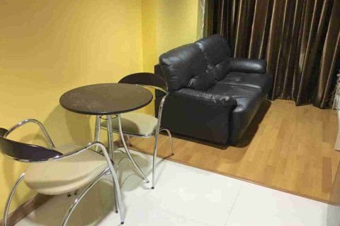 Condominio de 1 dormitorio en Phaya Thai, Bangkok, Tailandia № 208769 - foto 4